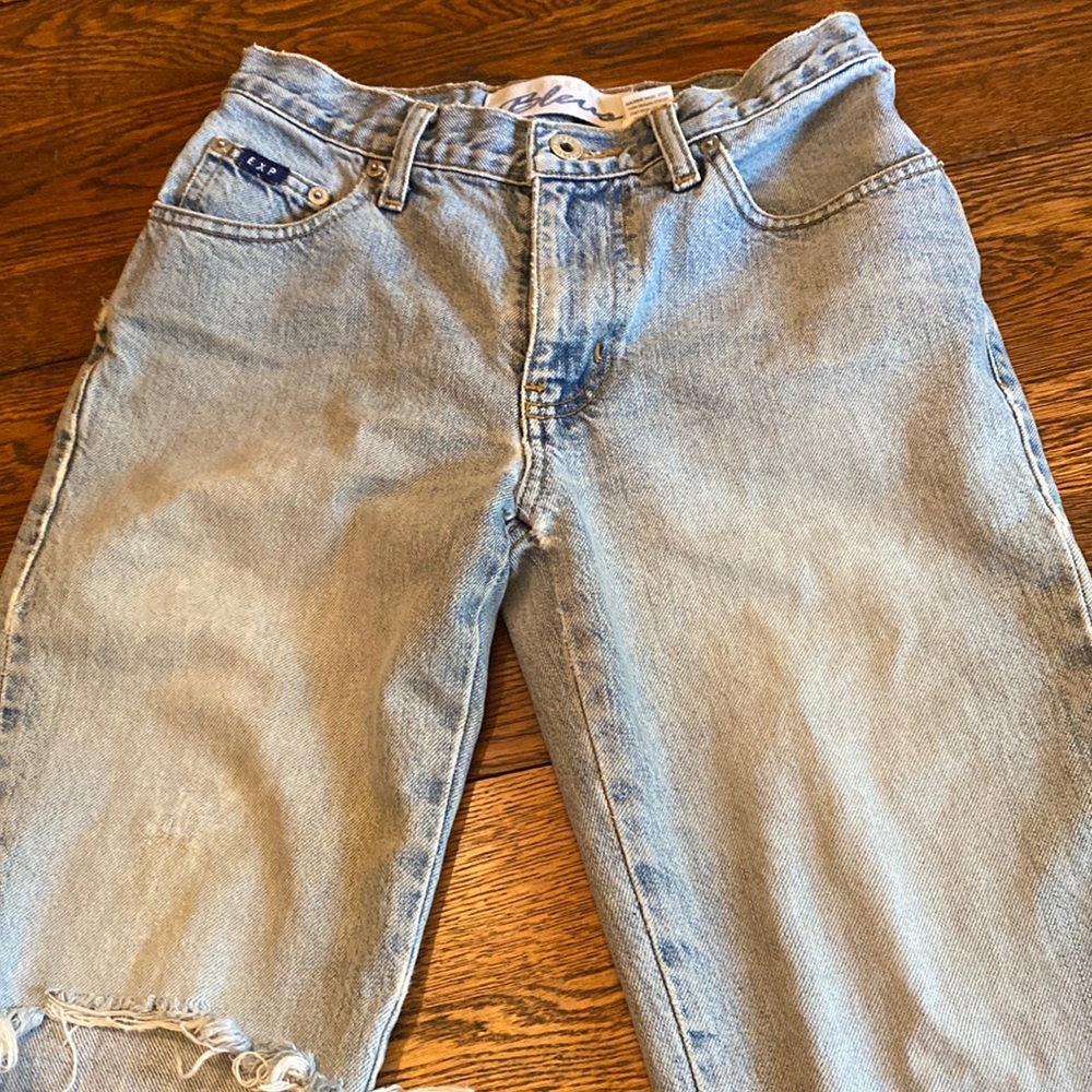 Express Bleus 5 Pocket Boot Cut Distressed Light Wash Jeans